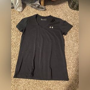 Black under armour v neck